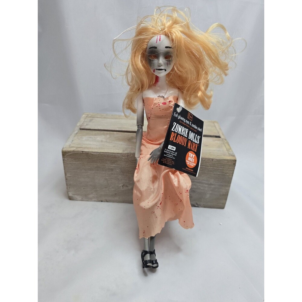 Zombie Dolls Bloody Mary Animated Doll Halloween Light Up Eyes Sounds New